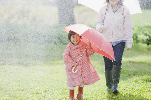 雨の日の遊びで学びと気づきを見つける