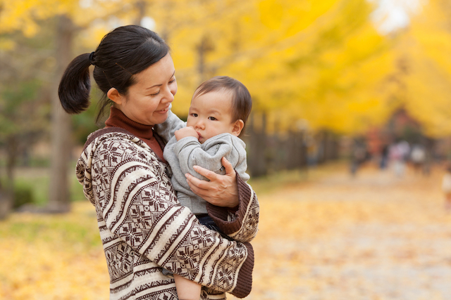 秋はアレルギーの季節！原因を知って子どもたちを守ろう